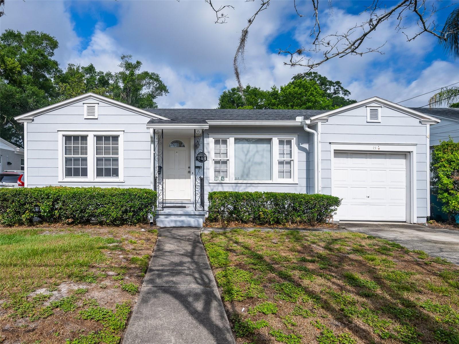 944 N SHINE AVE, ORLANDO, FL, 32803