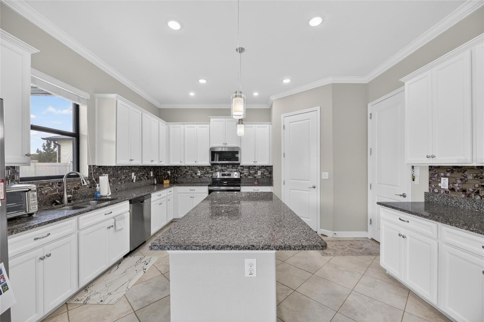 2905 HILLIARD DR, WESLEY CHAPEL, FL, 33543
