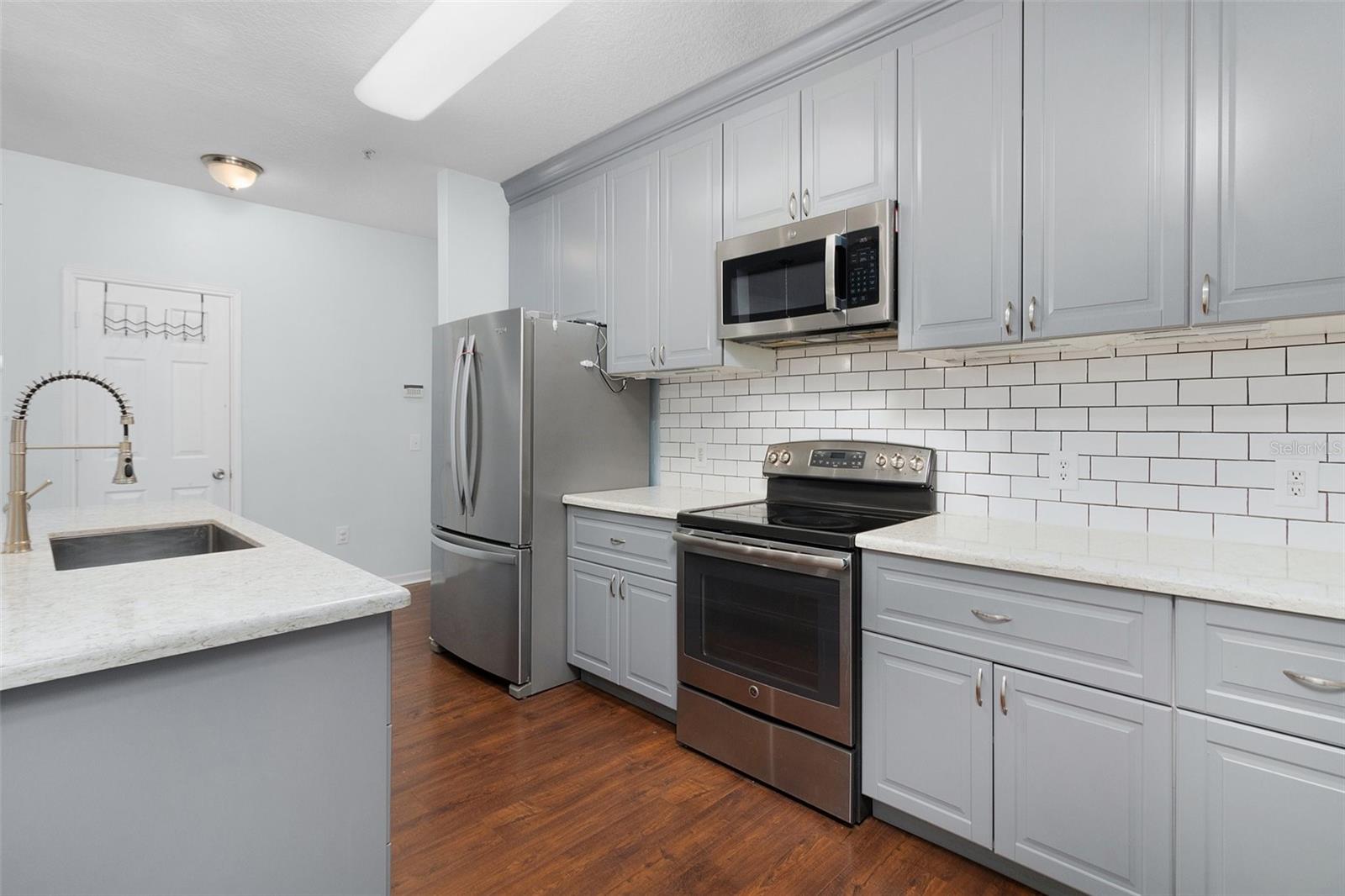 233 GOLDENRAIN DR #202, CELEBRATION, FL, 34747