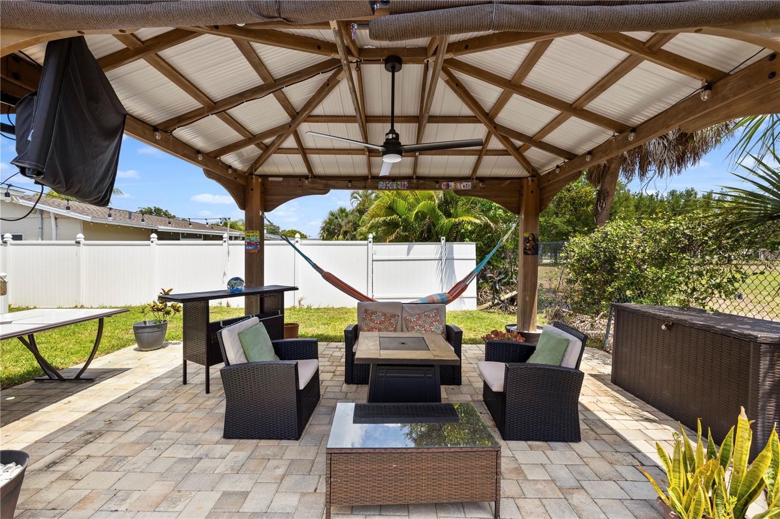 1930 74TH AVE N, ST PETERSBURG, FL, 33702