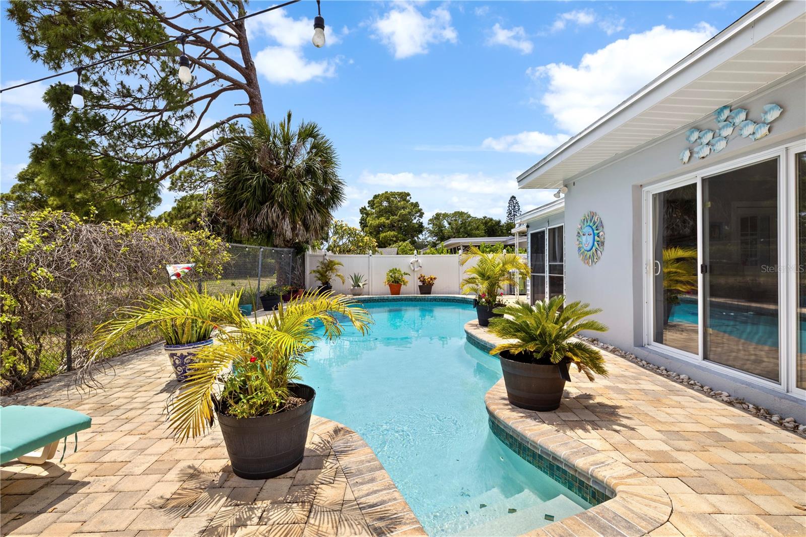 1930 74TH AVE N, ST PETERSBURG, FL, 33702