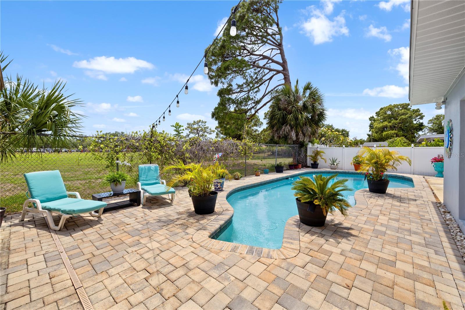 1930 74TH AVE N, ST PETERSBURG, FL, 33702