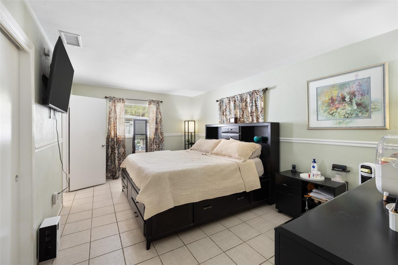 1930 74TH AVE N, ST PETERSBURG, FL, 33702