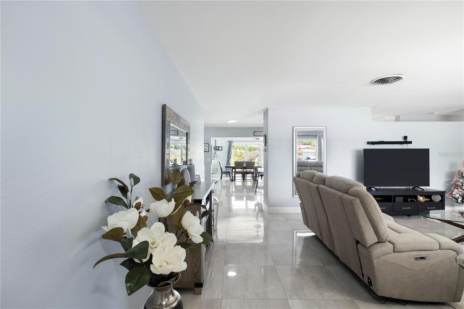 1930 74TH AVE N, ST PETERSBURG, FL, 33702
