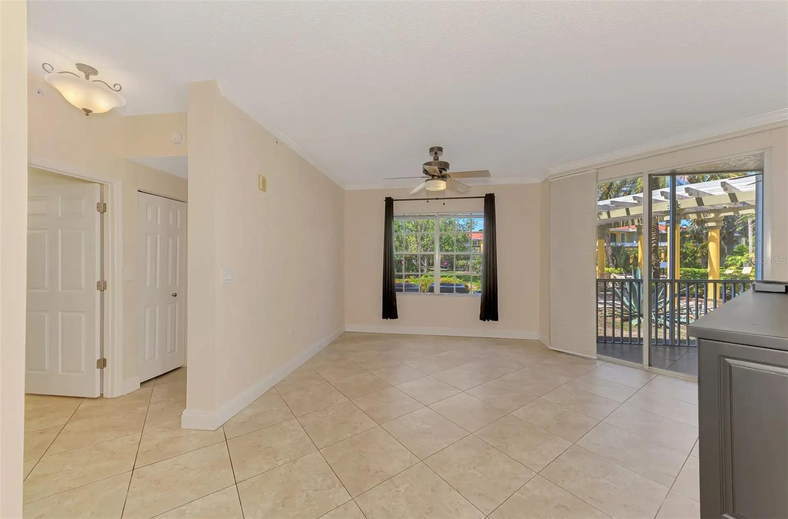5450 BENTGRASS DR #111, SARASOTA, FL, 34235