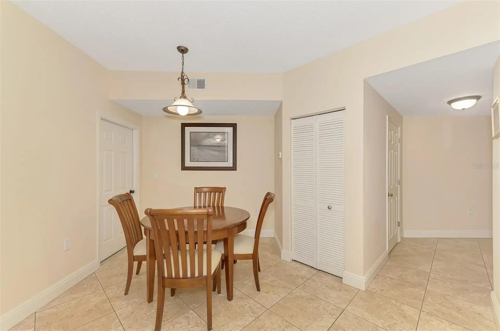 5450 BENTGRASS DR #111, SARASOTA, FL, 34235
