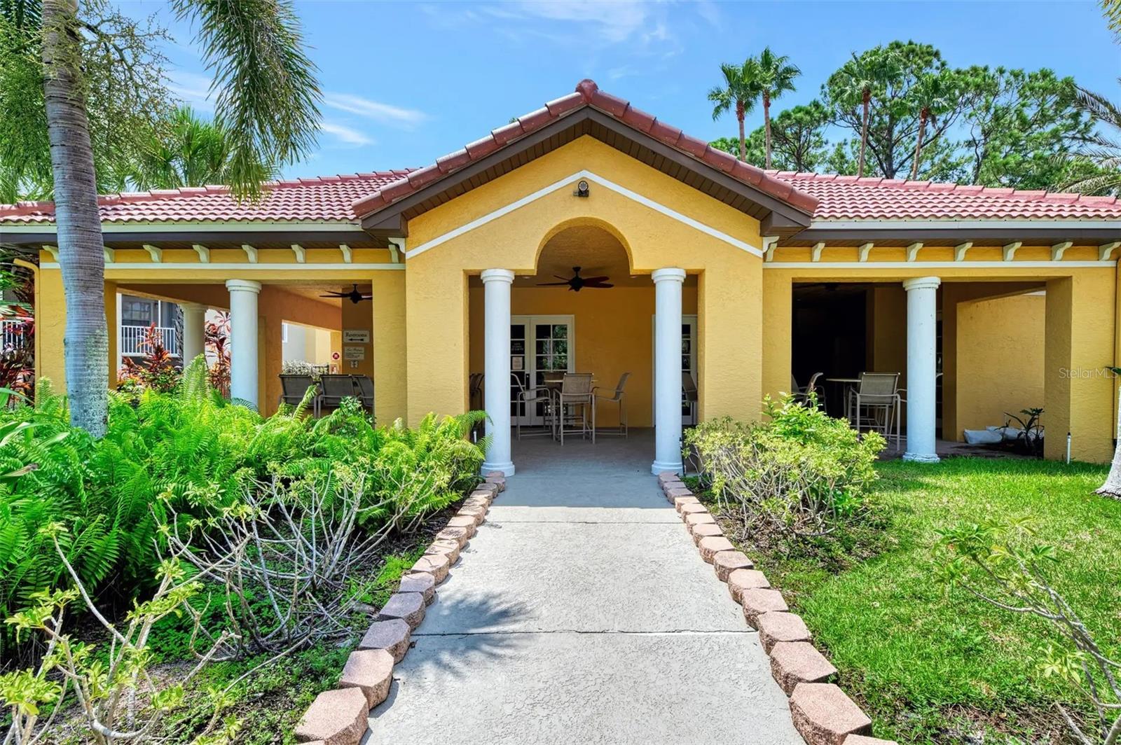 5450 BENTGRASS DR #111, SARASOTA, FL, 34235