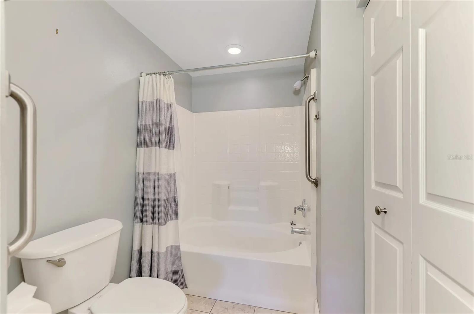 5450 BENTGRASS DR #111, SARASOTA, FL, 34235