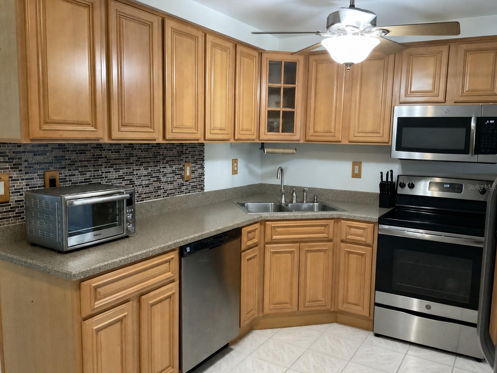 6949 NOVA SCOTIA DR, PORT RICHEY, FL, 34668