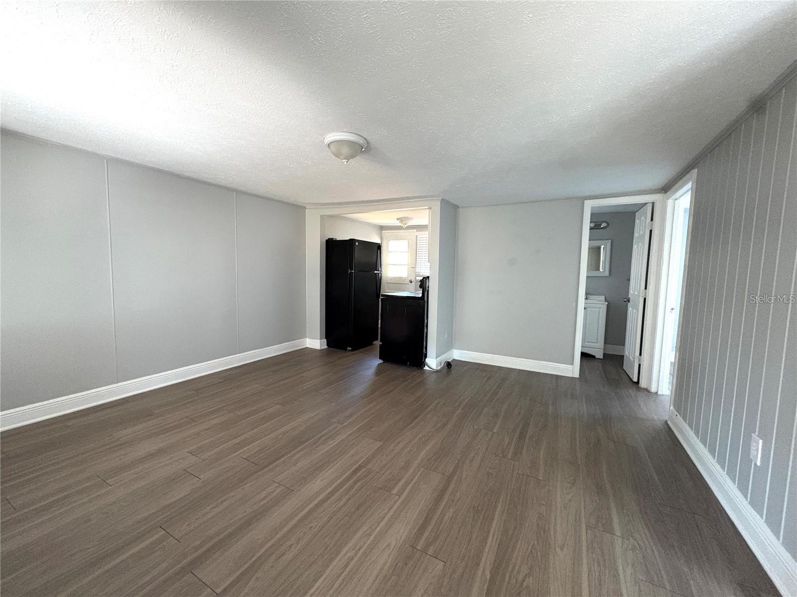 4611 N HUBERT AVE #11, TAMPA, FL, 33614