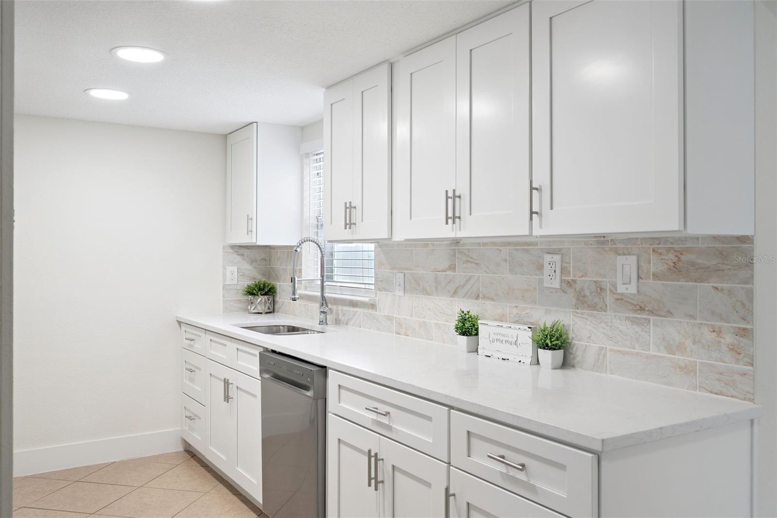7019 ALVINA WAY, ORLANDO, FL, 32822