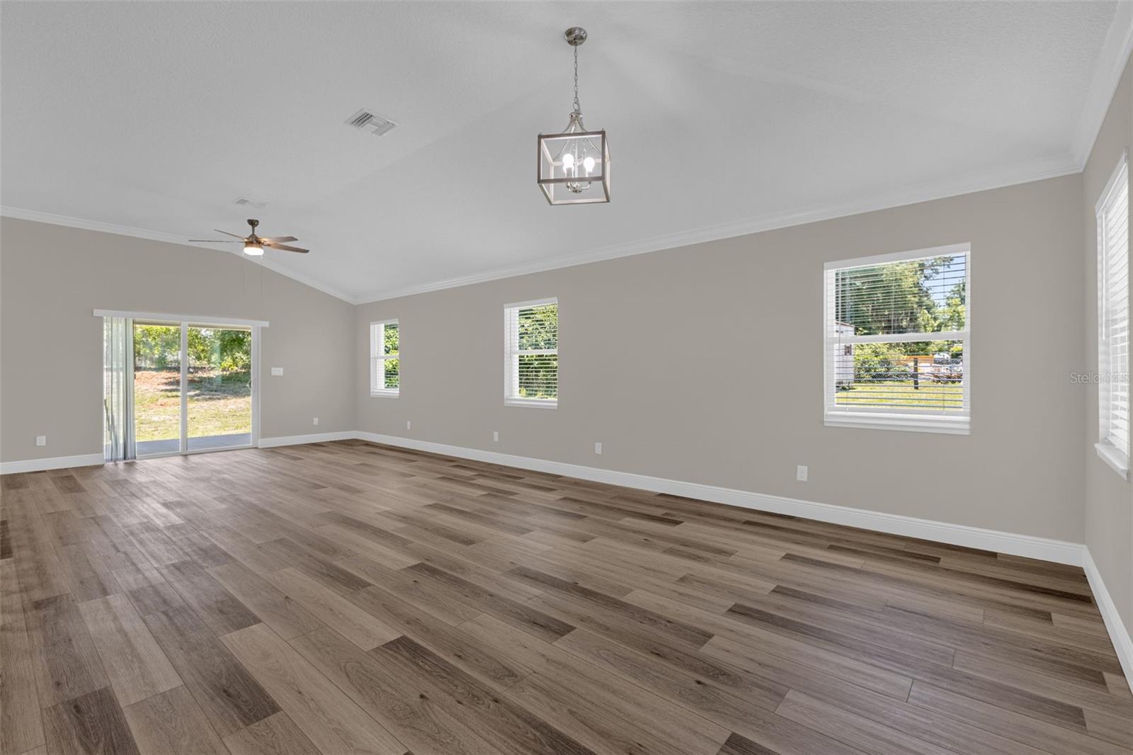 706 STANLEY AVE, WILDWOOD, FL, 34785