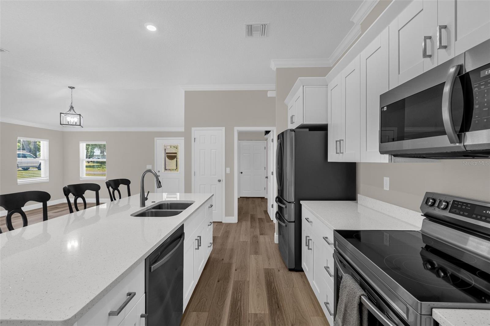 706 STANLEY AVE, WILDWOOD, FL, 34785
