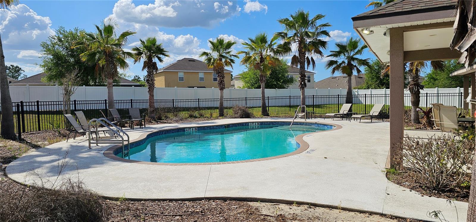 9628 TRONCAIS CIR, THONOTOSASSA, FL, 33592
