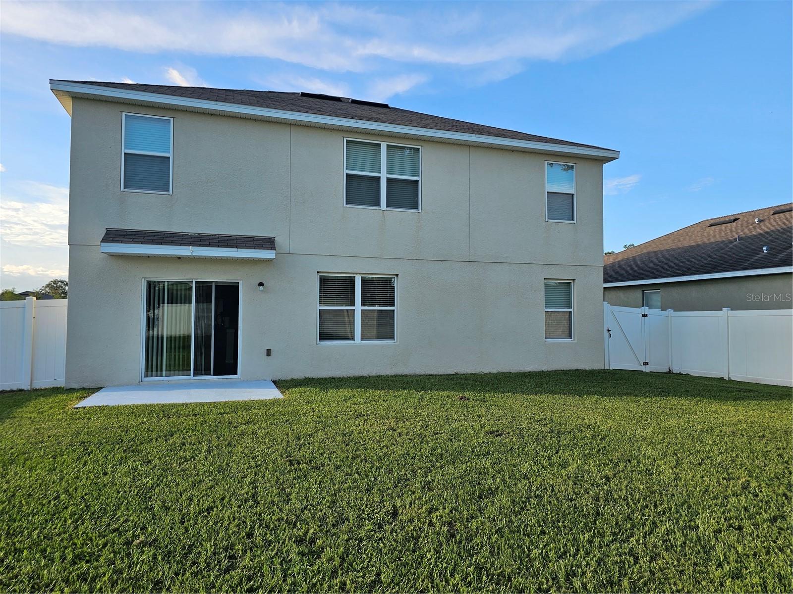 9628 TRONCAIS CIR, THONOTOSASSA, FL, 33592