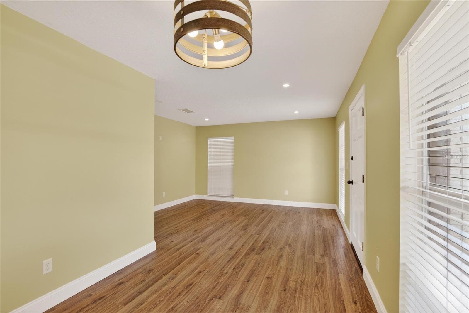 2340 MERRILY CIR S, SEFFNER, FL, 33584