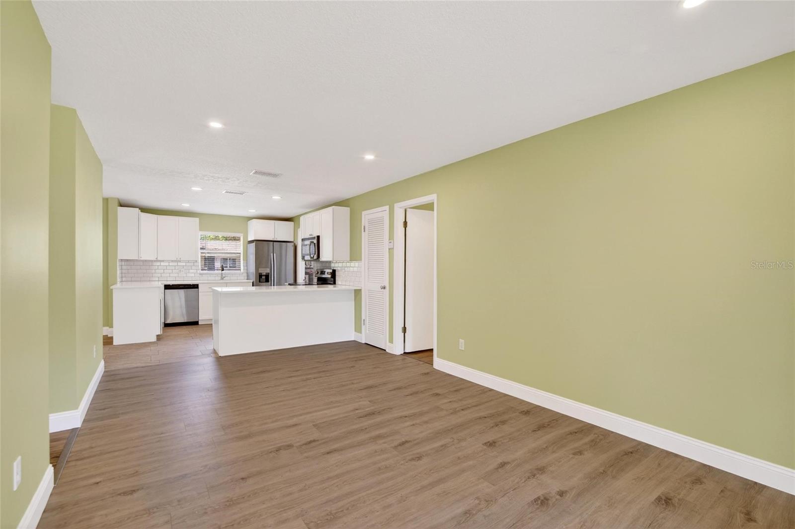 2340 MERRILY CIR S, SEFFNER, FL, 33584