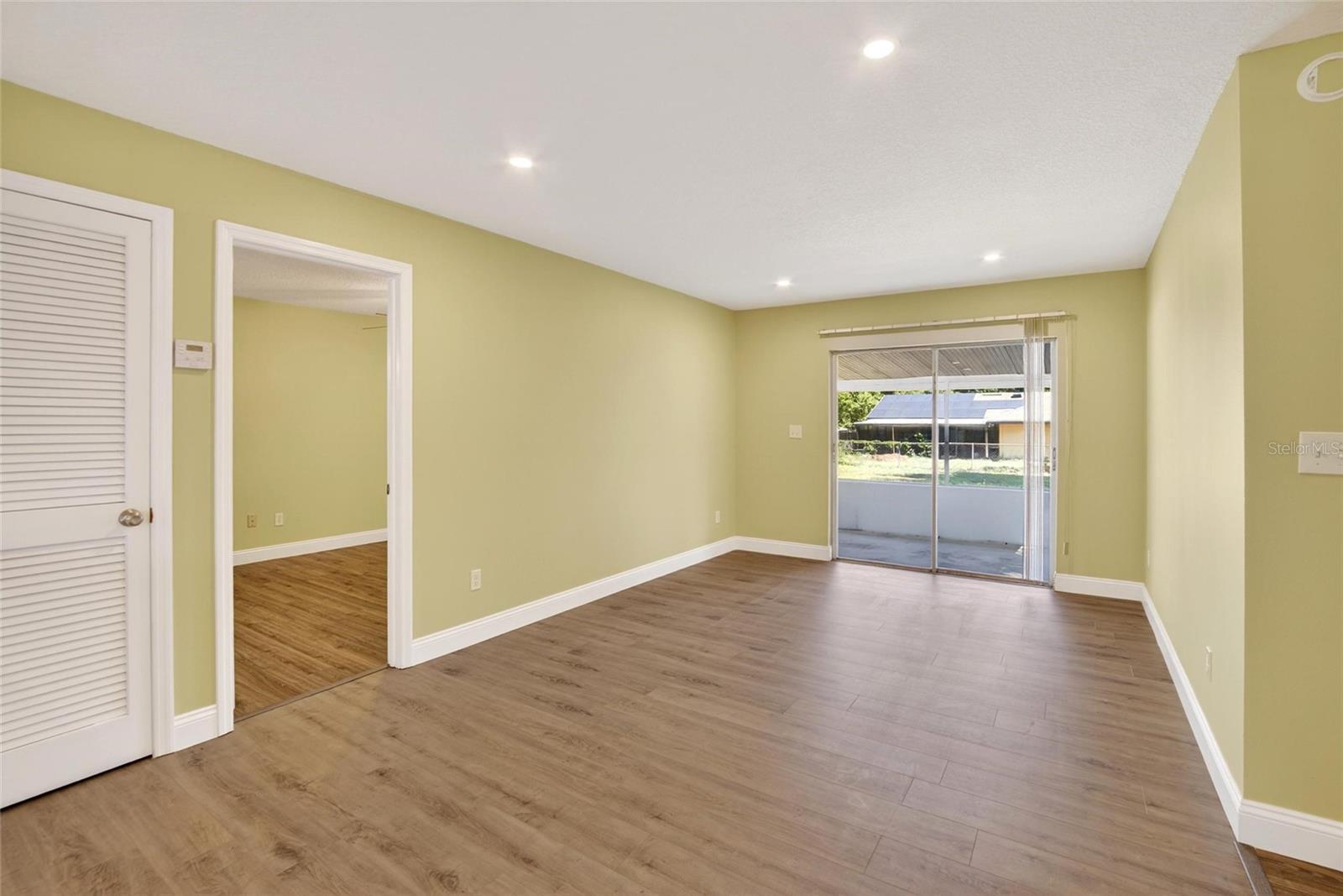 2340 MERRILY CIR S, SEFFNER, FL, 33584