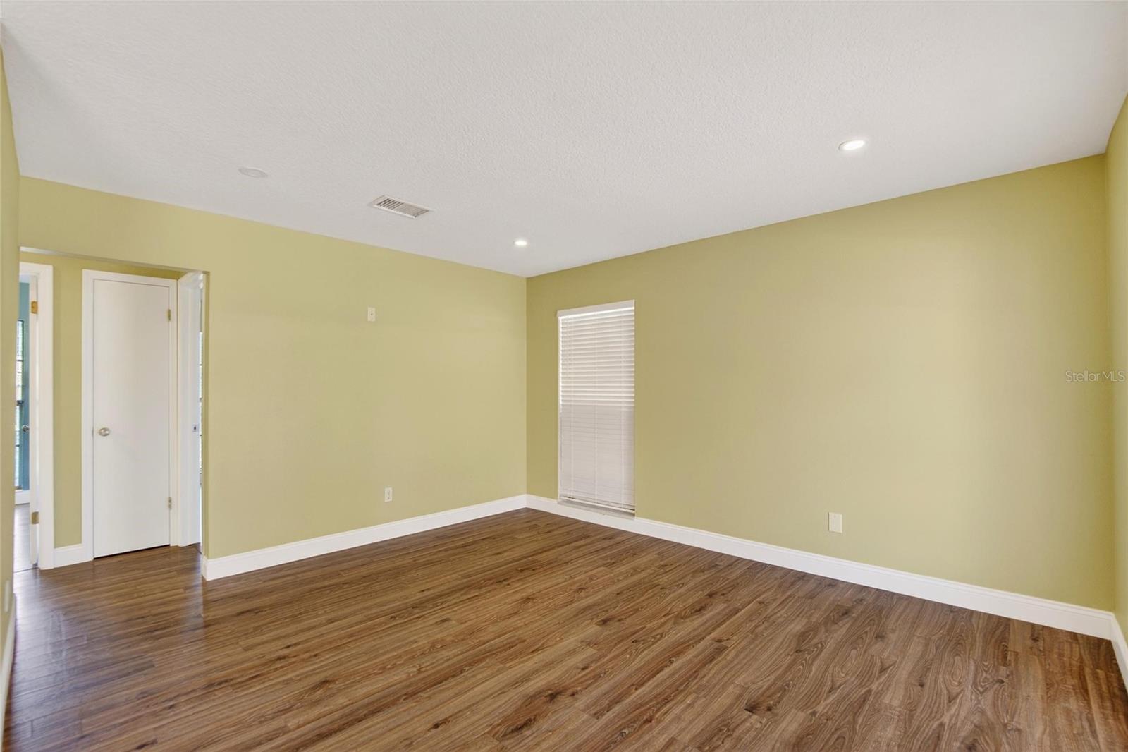 2340 MERRILY CIR S, SEFFNER, FL, 33584