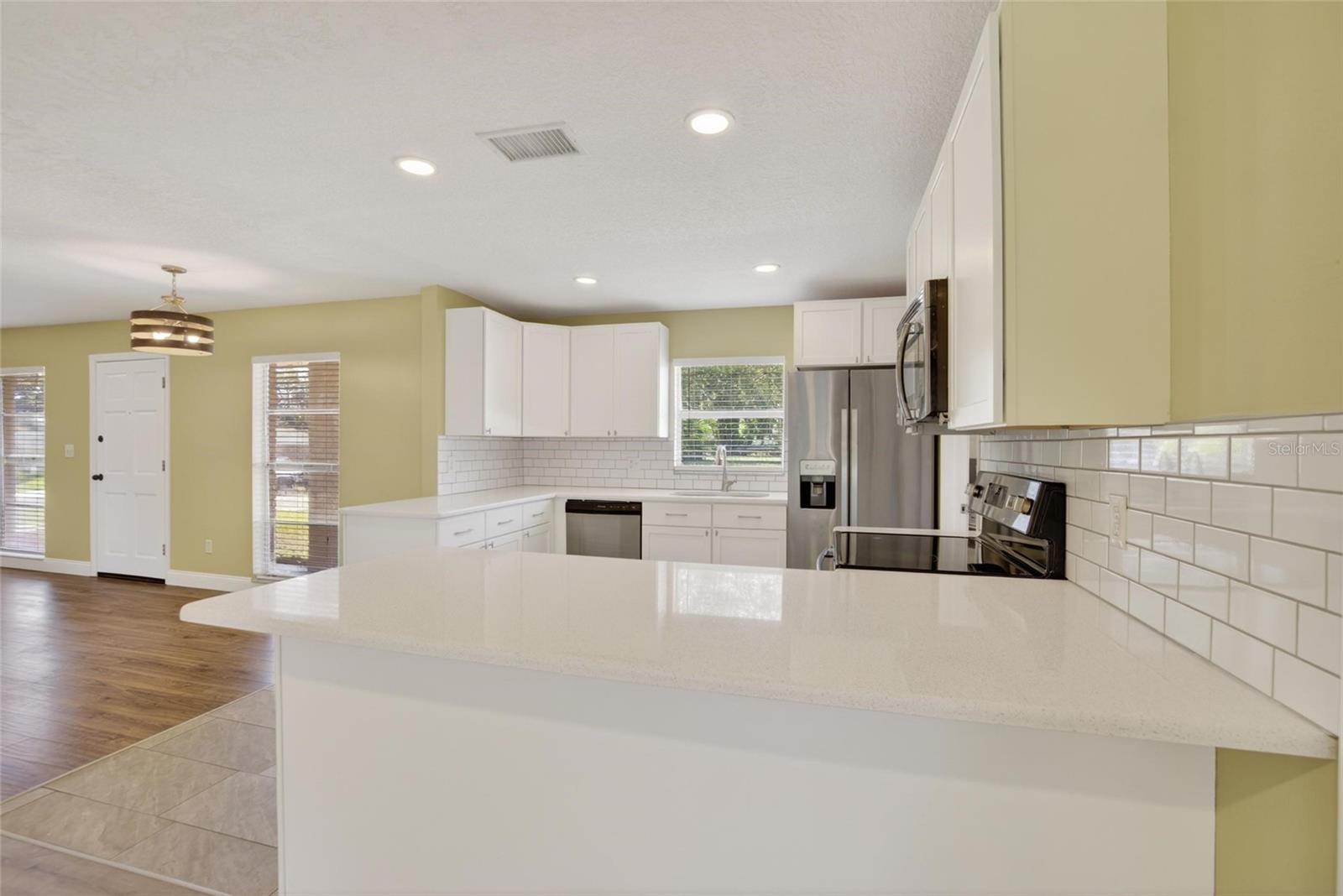 2340 MERRILY CIR S, SEFFNER, FL, 33584