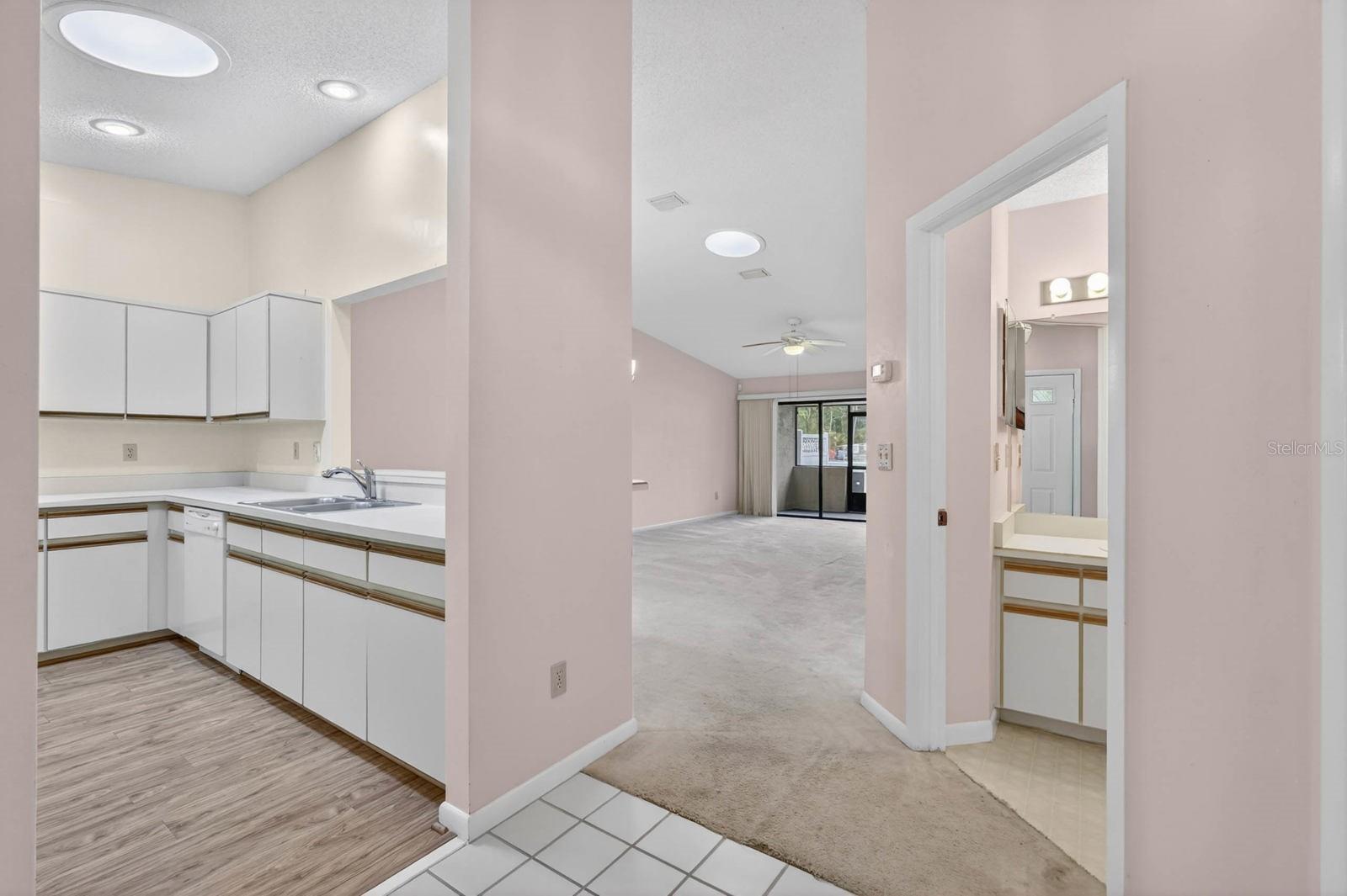12 LAKE FOREST CIR N, PALM COAST, FL, 32137