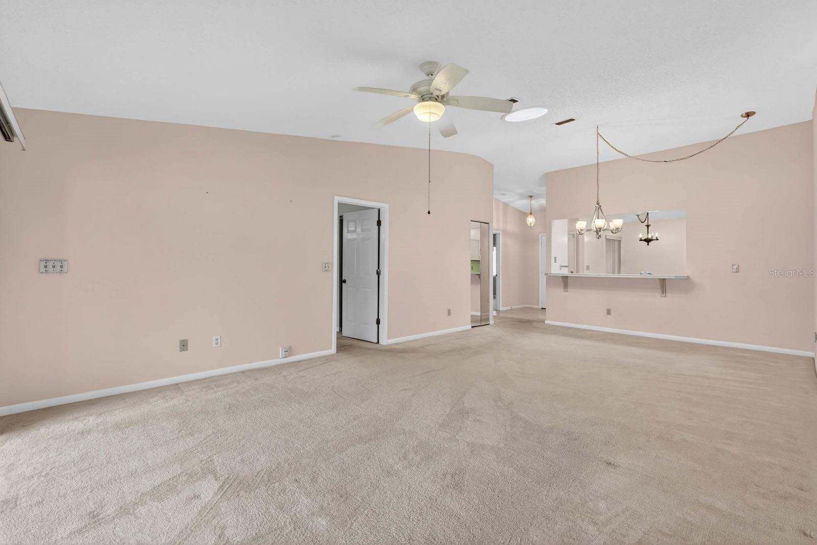 12 LAKE FOREST CIR N, PALM COAST, FL, 32137