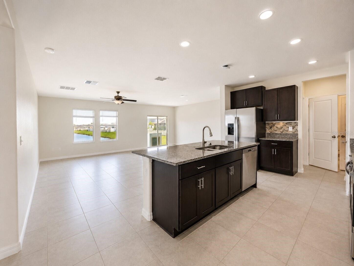 5462 GRAYS HARBOR CT, WIMAUMA, FL, 33598