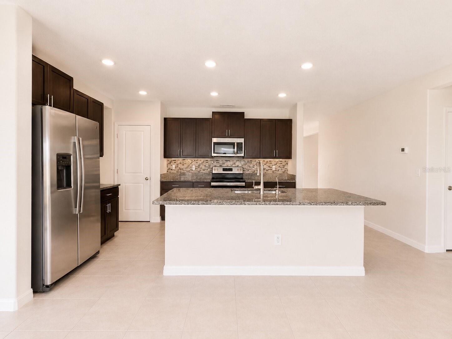 5462 GRAYS HARBOR CT, WIMAUMA, FL, 33598