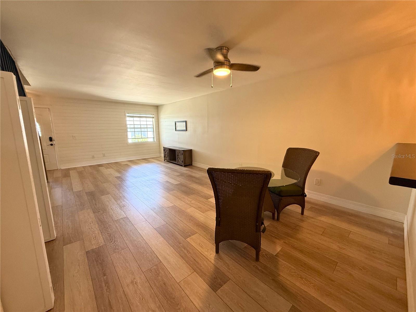 4821 W MCELROY AVE #D210, TAMPA, FL, 33611
