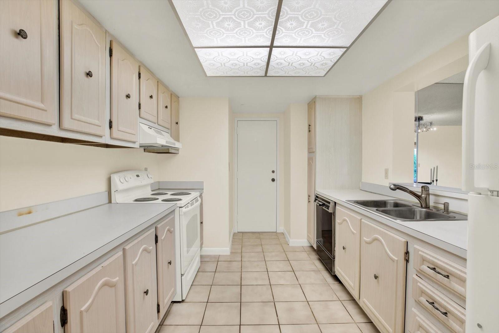 2611 BAYSHORE BLVD #304, TAMPA, FL, 33629