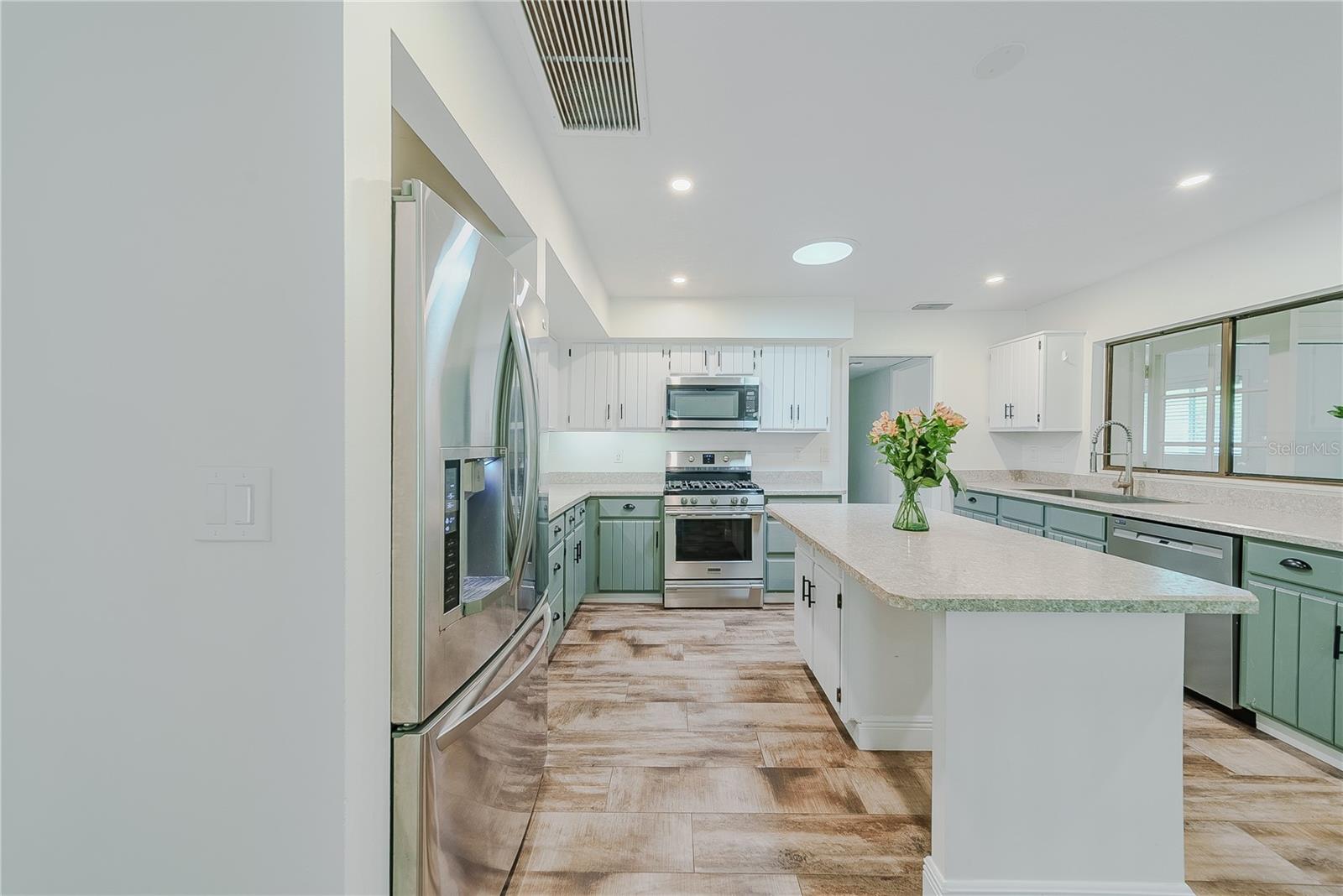 550 BOTTLEBRUSH CT, NEW SMYRNA BEACH, FL, 32168