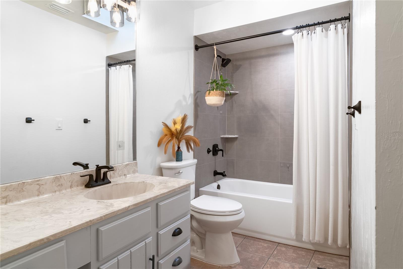550 BOTTLEBRUSH CT, NEW SMYRNA BEACH, FL, 32168