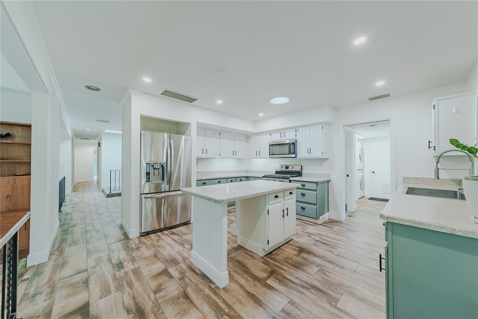550 BOTTLEBRUSH CT, NEW SMYRNA BEACH, FL, 32168