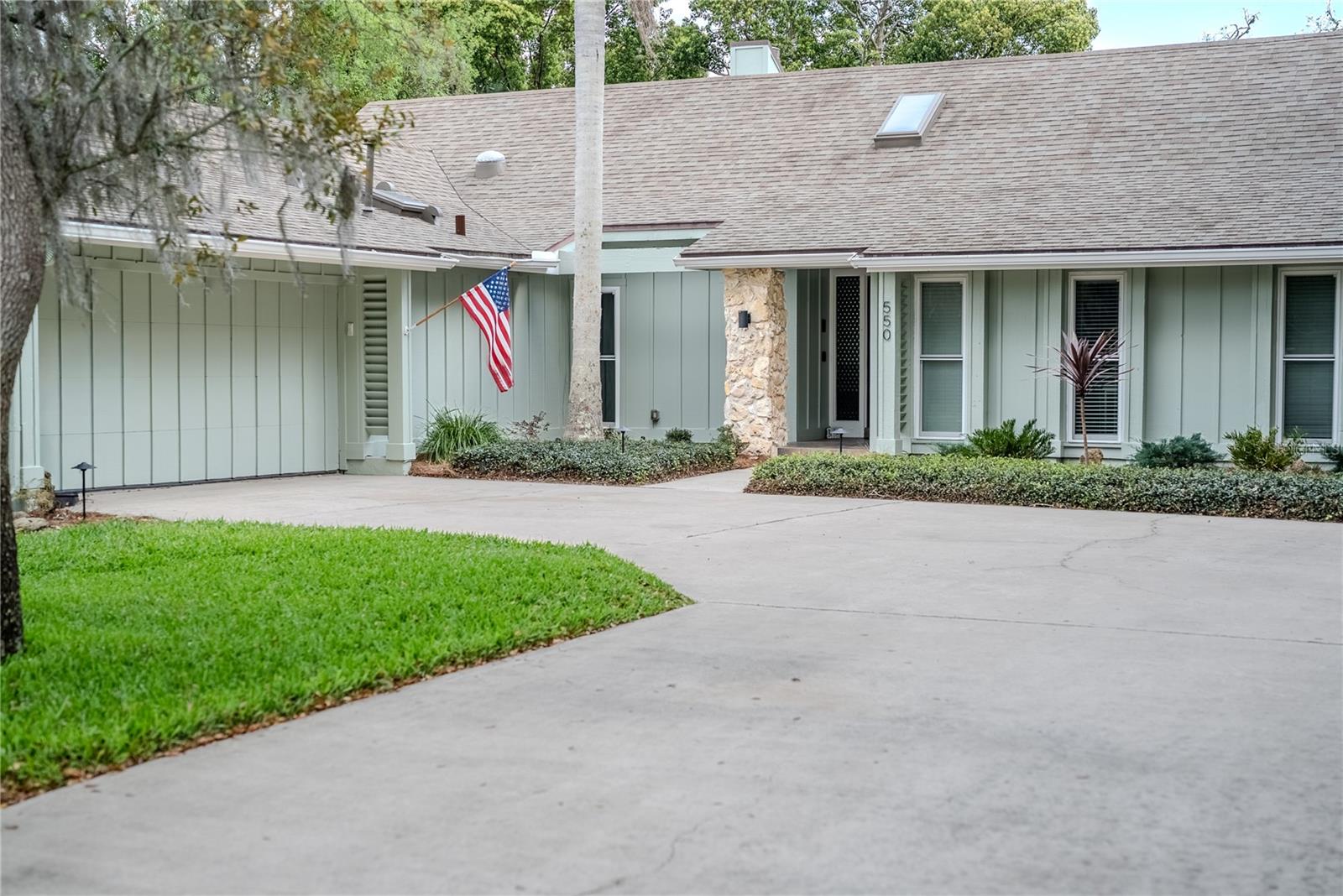 550 BOTTLEBRUSH CT, NEW SMYRNA BEACH, FL, 32168