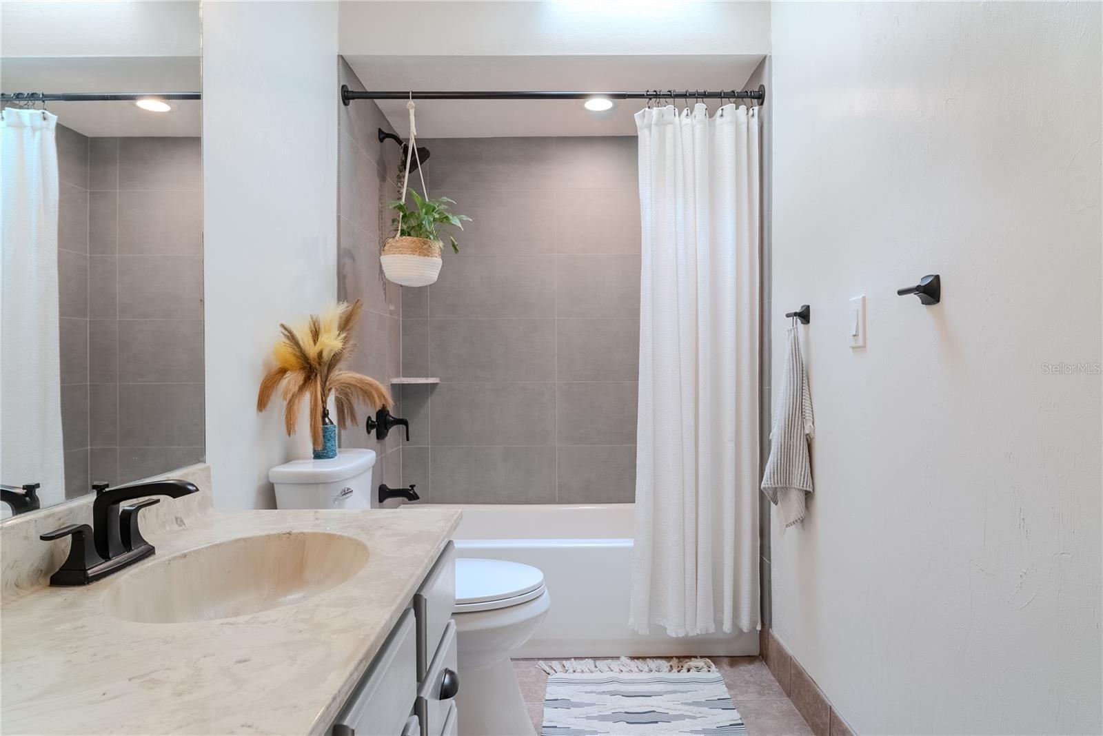 550 BOTTLEBRUSH CT, NEW SMYRNA BEACH, FL, 32168