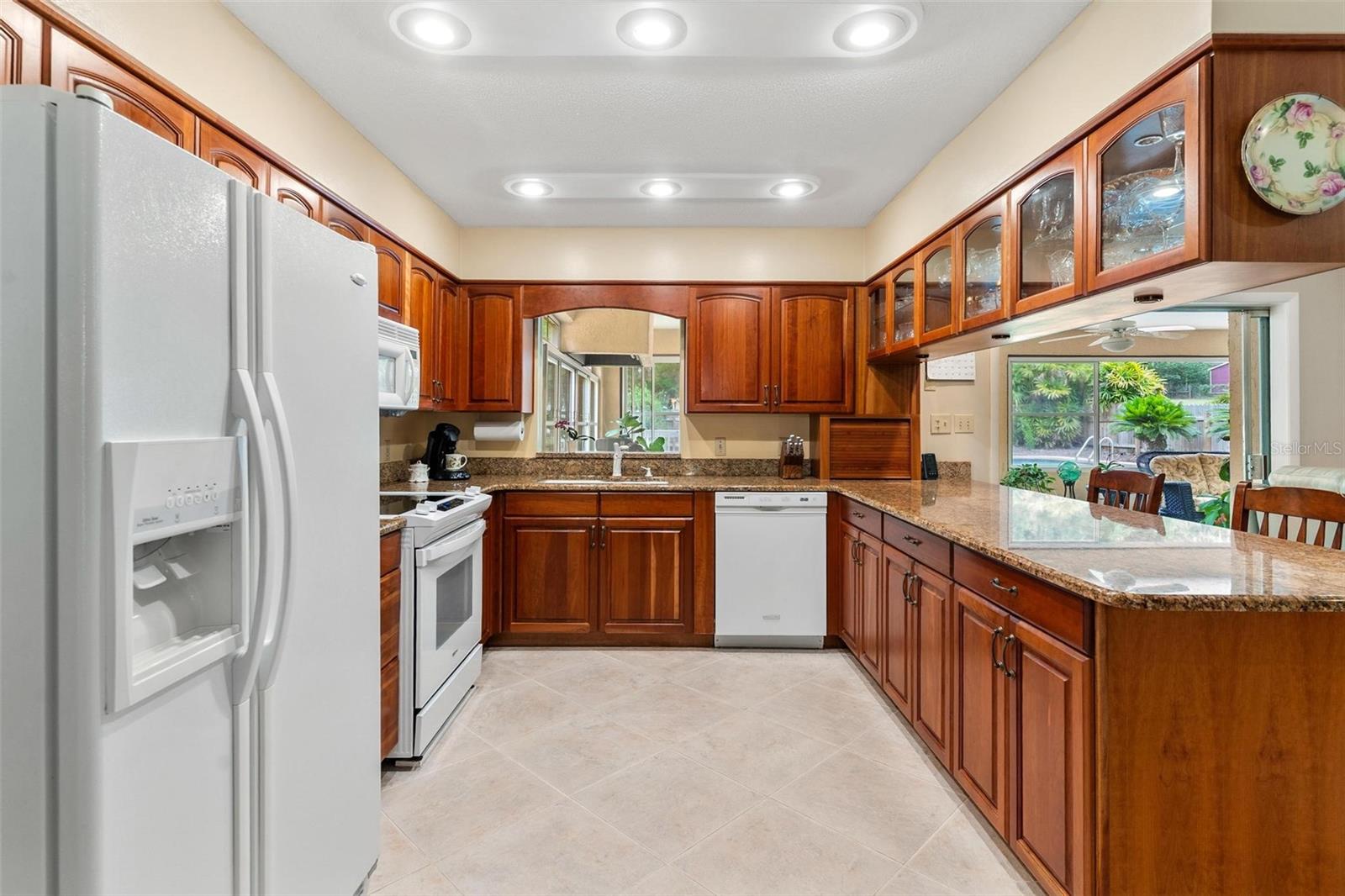 6400 SUNNYSIDE DR, LEESBURG, FL, 34748
