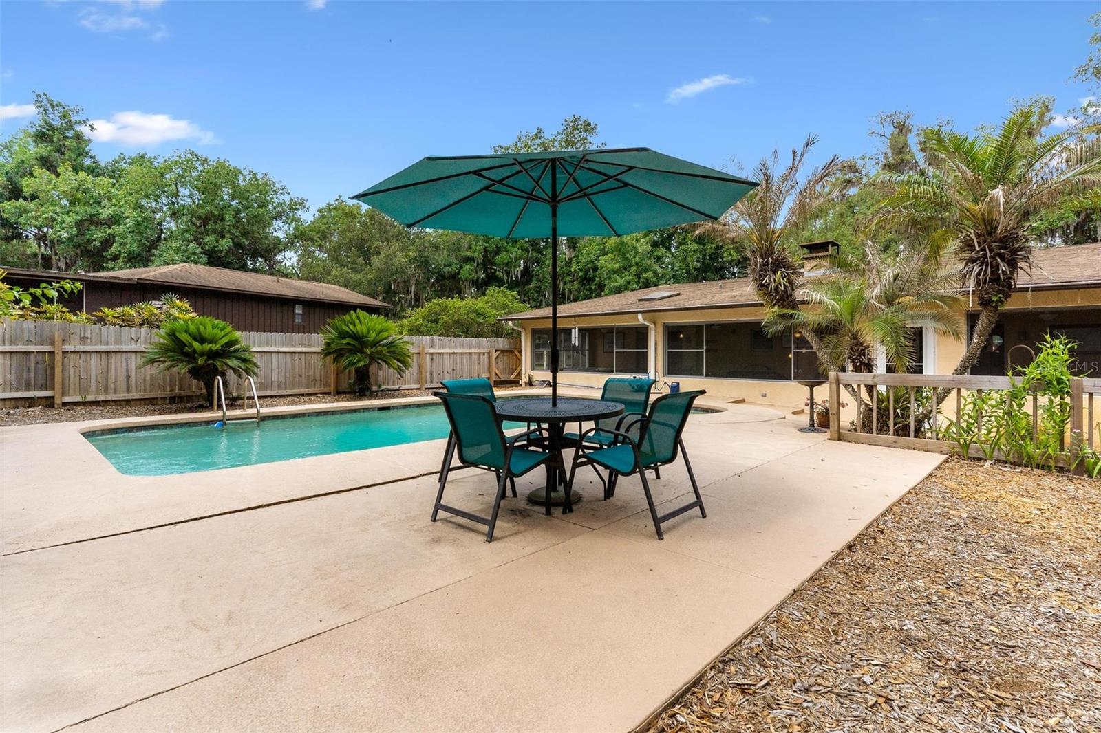 6400 SUNNYSIDE DR, LEESBURG, FL, 34748