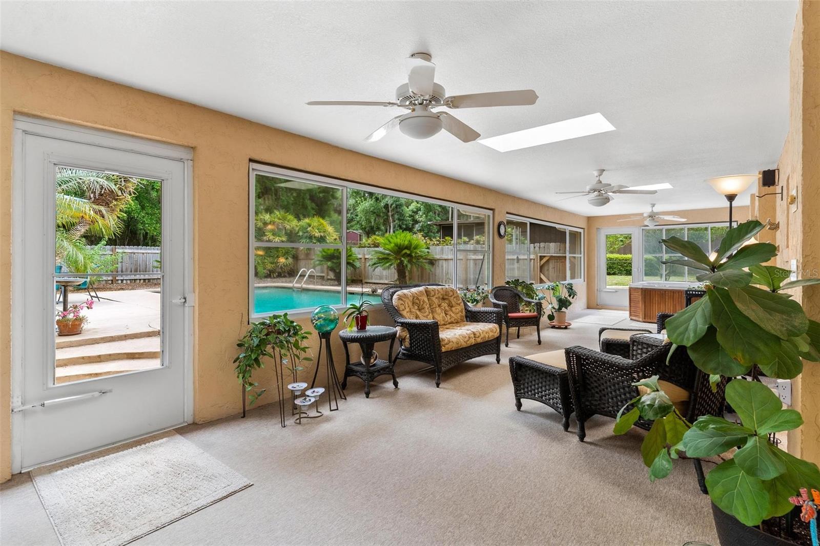 6400 SUNNYSIDE DR, LEESBURG, FL, 34748