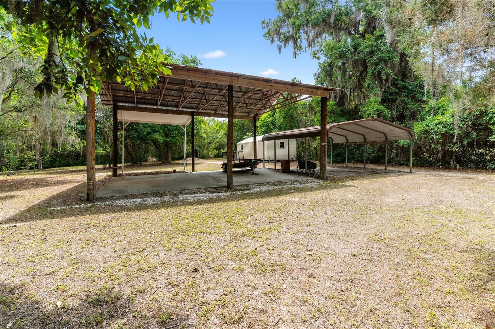 6400 SUNNYSIDE DR, LEESBURG, FL, 34748
