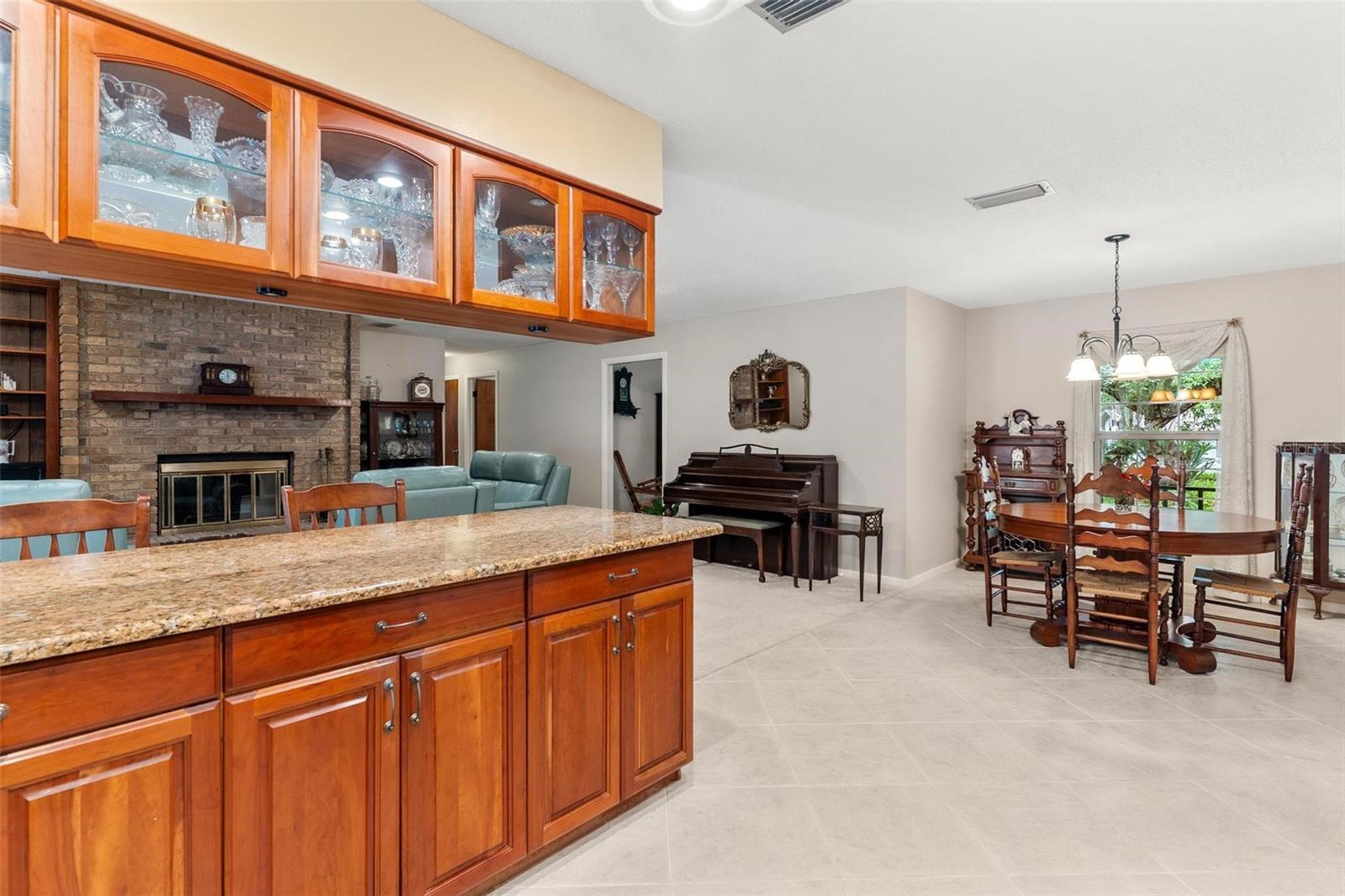 6400 SUNNYSIDE DR, LEESBURG, FL, 34748