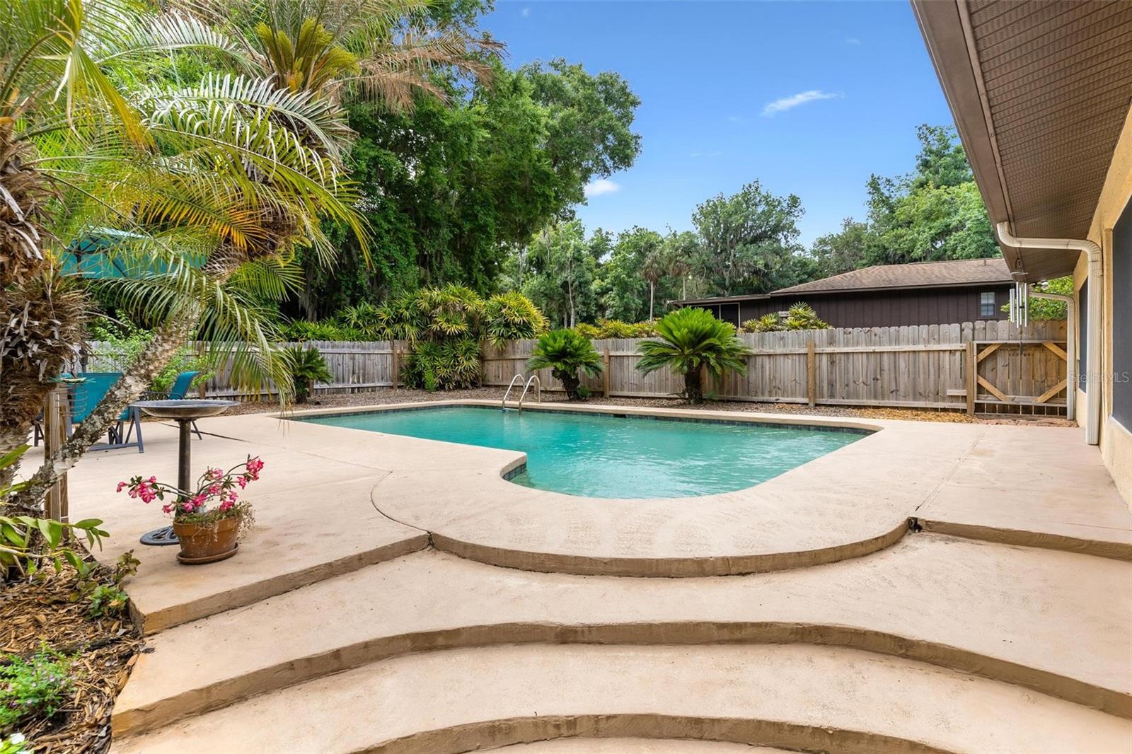 6400 SUNNYSIDE DR, LEESBURG, FL, 34748