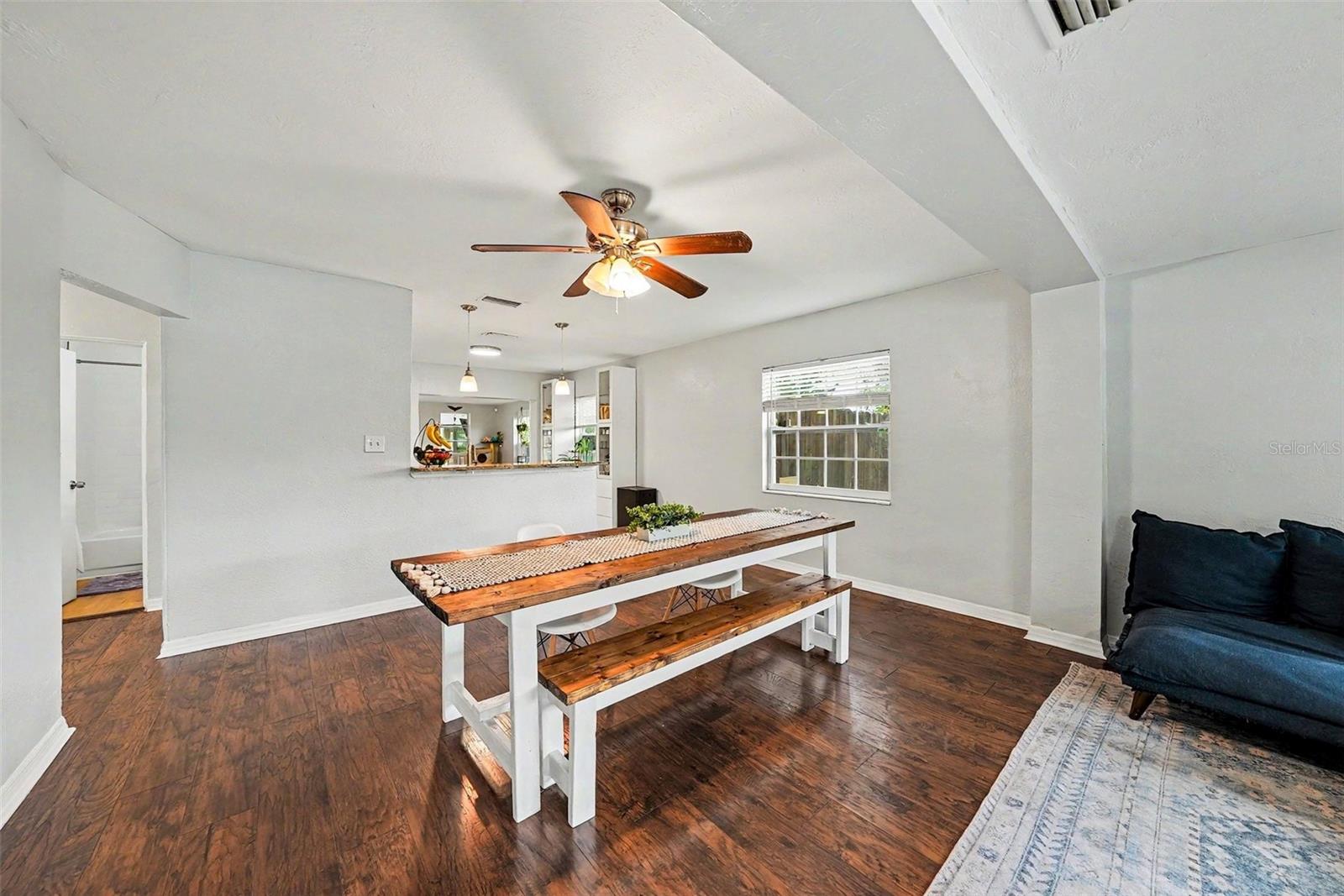 3901 13TH AVE N, ST PETERSBURG, FL, 33713