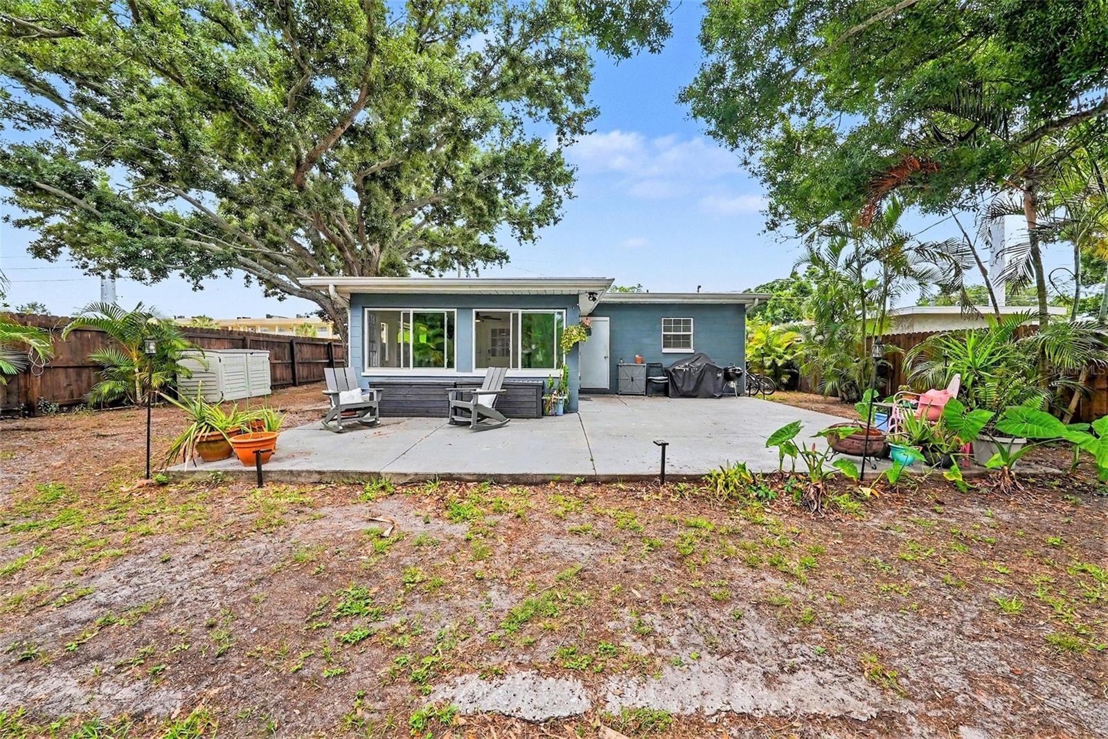 3901 13TH AVE N, ST PETERSBURG, FL, 33713