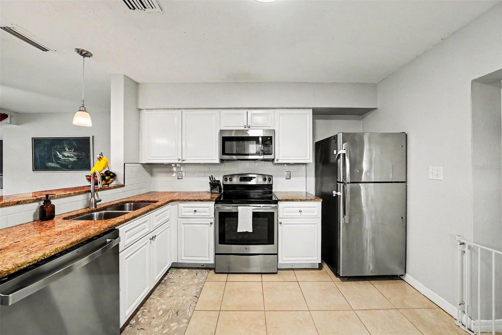 3901 13TH AVE N, ST PETERSBURG, FL, 33713