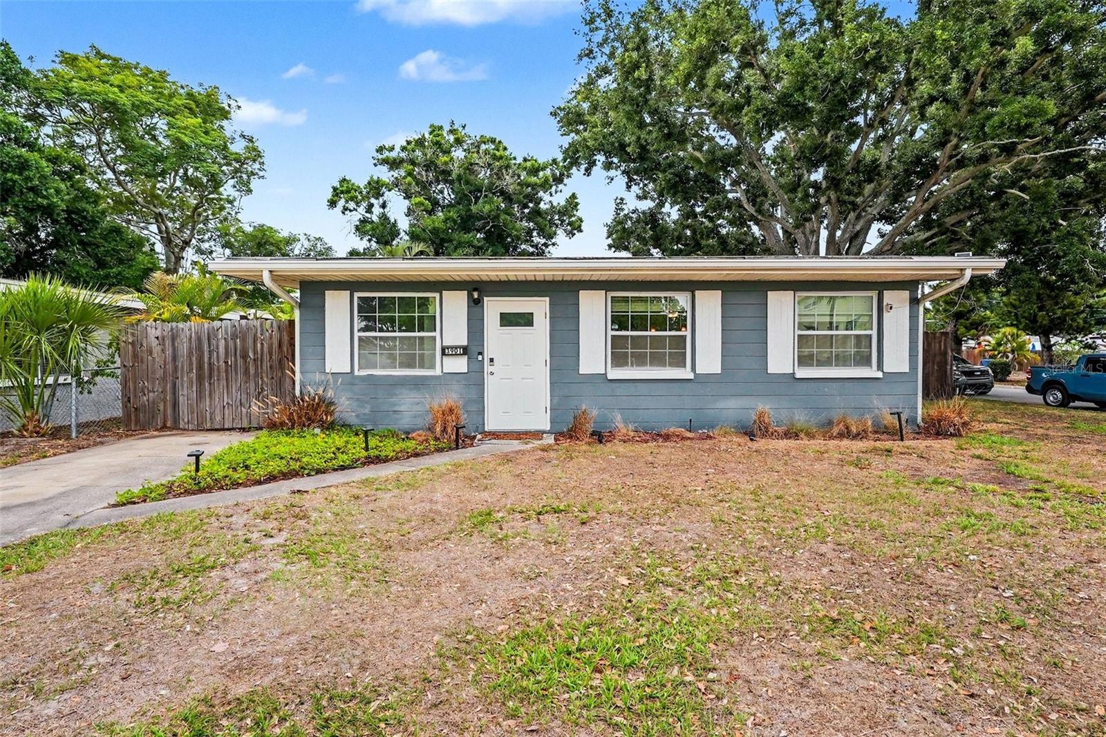 3901 13TH AVE N, ST PETERSBURG, FL, 33713