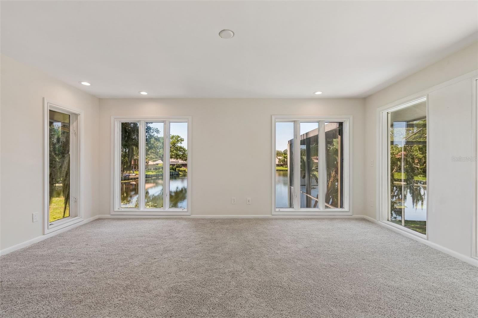 816 TARAY DE AVILA, TAMPA, FL, 33613