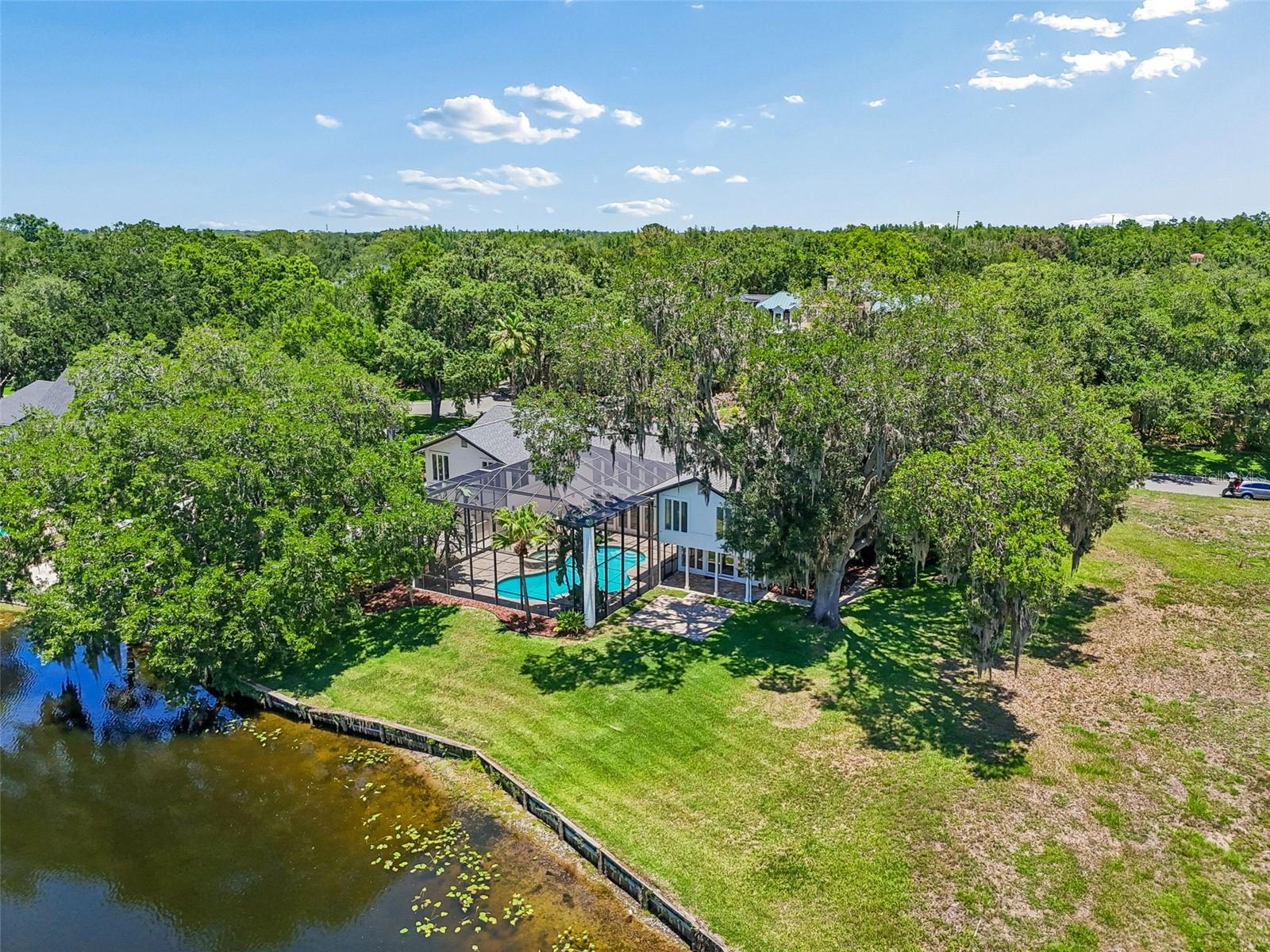 816 TARAY DE AVILA, TAMPA, FL, 33613