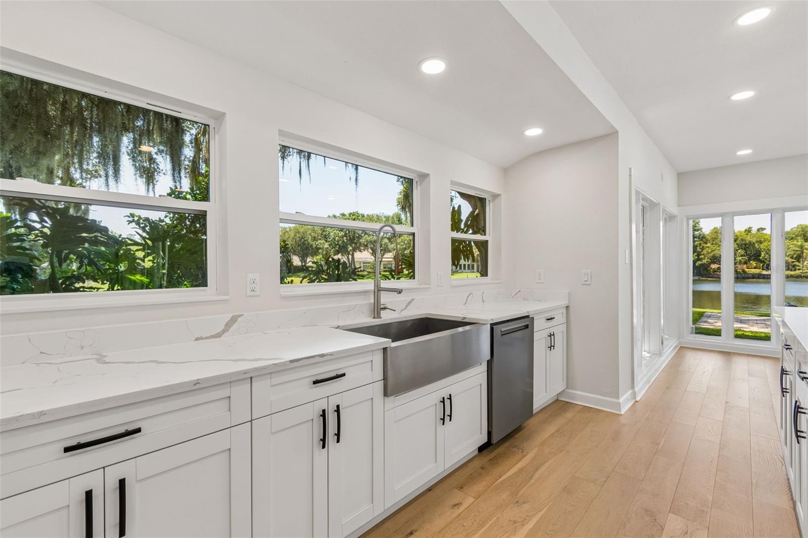 816 TARAY DE AVILA, TAMPA, FL, 33613