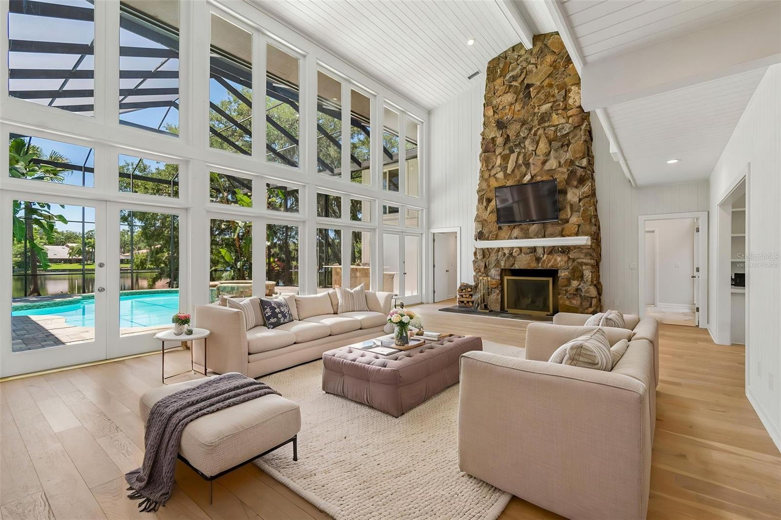 816 TARAY DE AVILA, TAMPA, FL, 33613