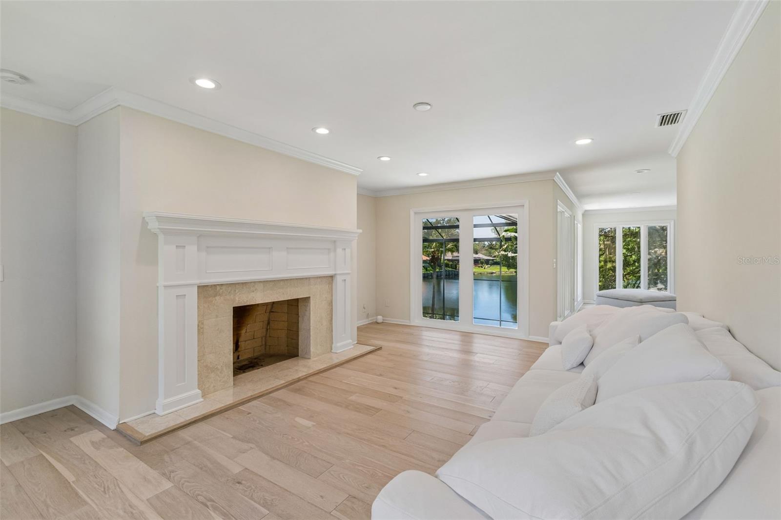 816 TARAY DE AVILA, TAMPA, FL, 33613